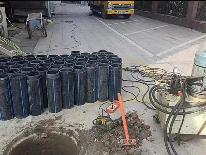 萧山PE置换管厂家 DN315置换管 非开挖管短管置换